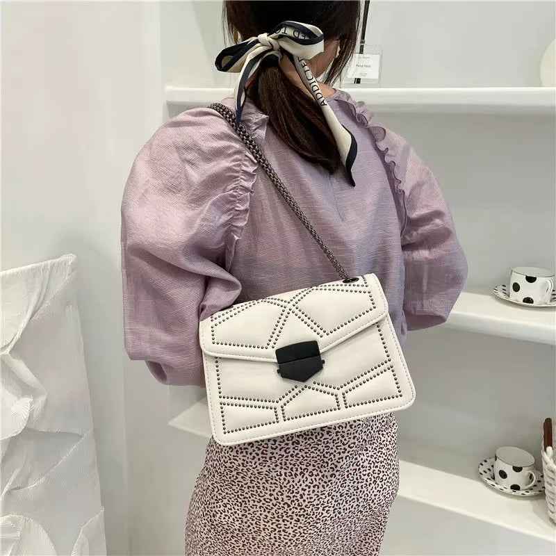 Yogodlns Vintage Rivet Chain Small Shoulder Bags for Women Flap PU Leather Fashion Small Square Crossbody Bag Designer Handbag