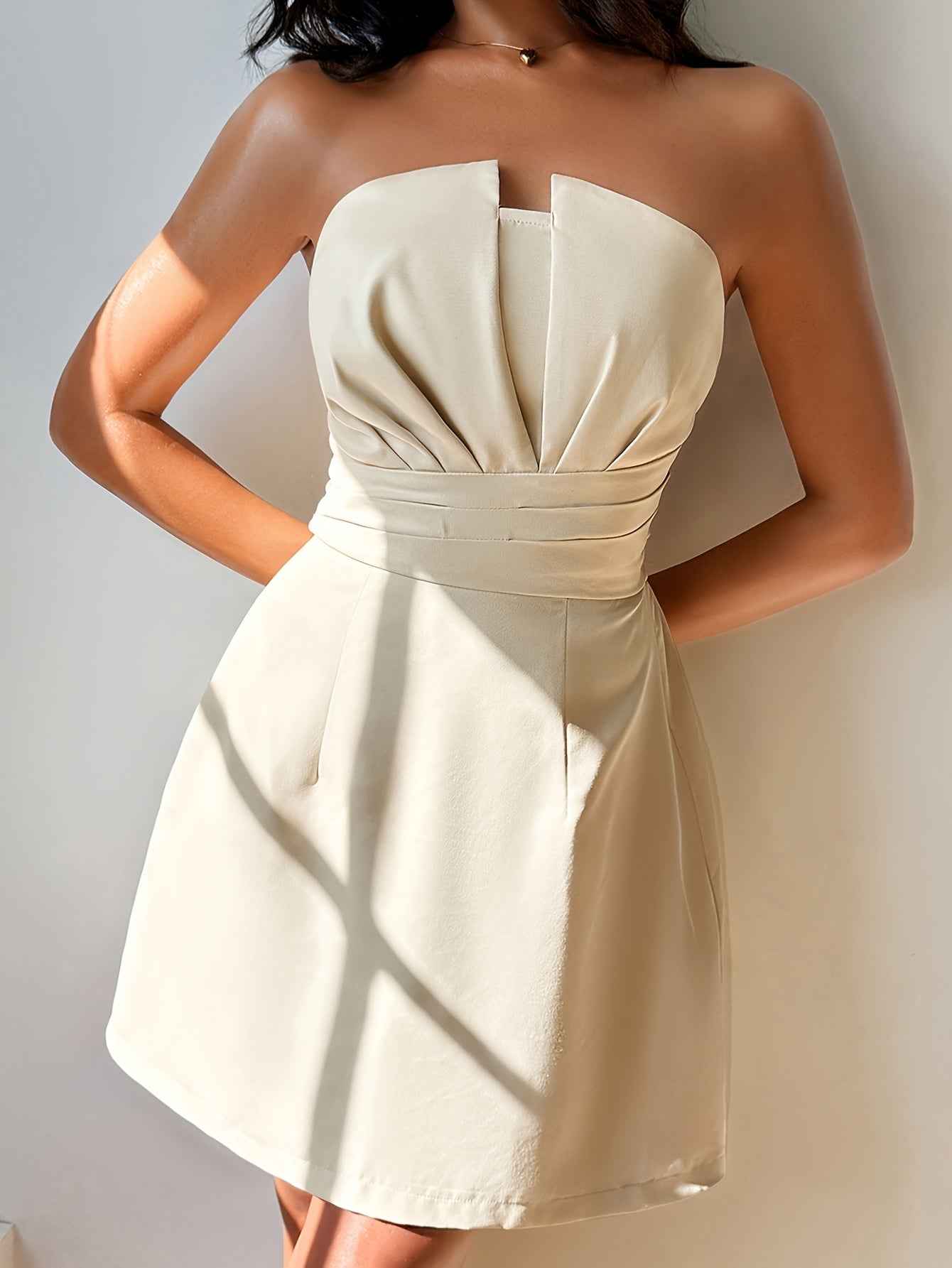 Elegant Off-the-Shoulder Mini Dress for Women - Sexy Ruched Polyester Spring Dress with Flared Skirt, Sleeveless & Solid Color, Perfect for Parties and Formal Events, Cute Dresses