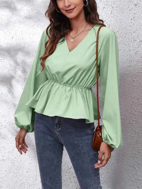 Elegant Women's Casual Shirt with Lantern Sleeves